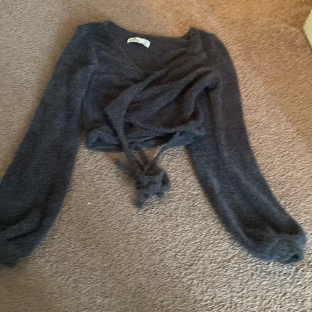 Grey Hollister long sleeve cropped wrap up sweater.